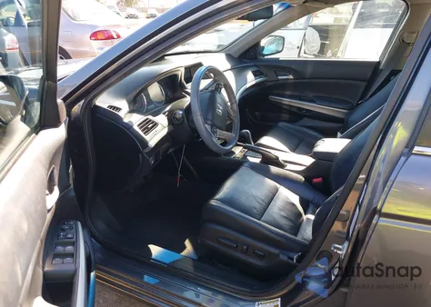 2010 Honda Accord Exl z USA, uszkodzony, nr VIN 1HGCP2F87AA193469